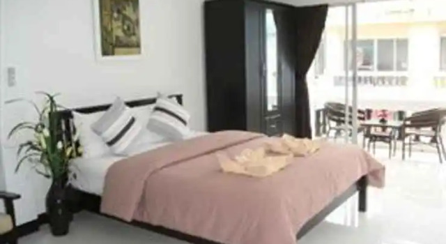 Oceans 7 Beach Guesthouse