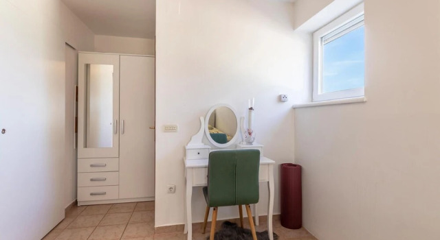 Awesome Home in Razanac With 4 Bedrooms, Wifi and Outdoor Swimming Pool, Забронировать Отель Ражанац Задарская жупания, рядом с Пляж ВелеБеат