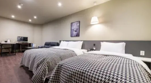 Suite Hotel AND