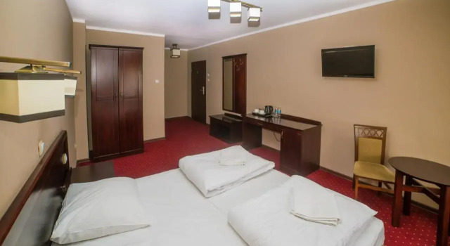 Hotel Grant, Buchen Sie Motel Motels in Großpolen, Motel