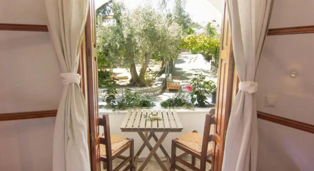 Двухместный номер Standard с балконом Naftilos Skiathos