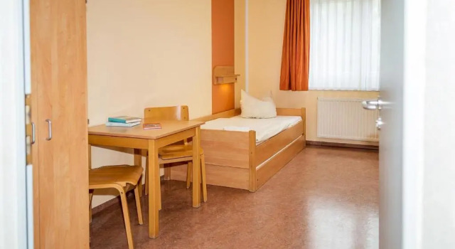 Одноместный номер Standard JUGENDGASTEHAUS DRESDEN - Hostel