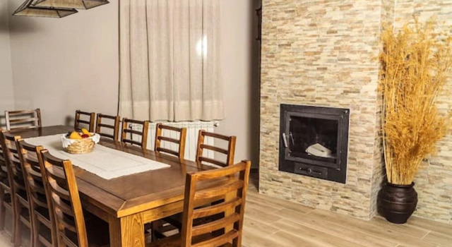 House With 6 Bedrooms in San Bartolomé de Pinares, With Wonderful City View, Furnished Terrace and Wifi - 70 km From the Slopes, Забронировать Дом для отпуска Сан-Бартоломе-де-Пинарес Кастилия и Леон