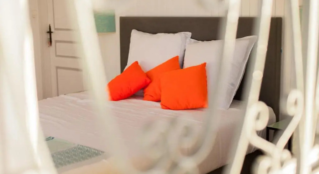 La Villa des Sables du Lagon, Đặt Biệt thự Nhà tranh ở Saint-Paul, Nhà tranh