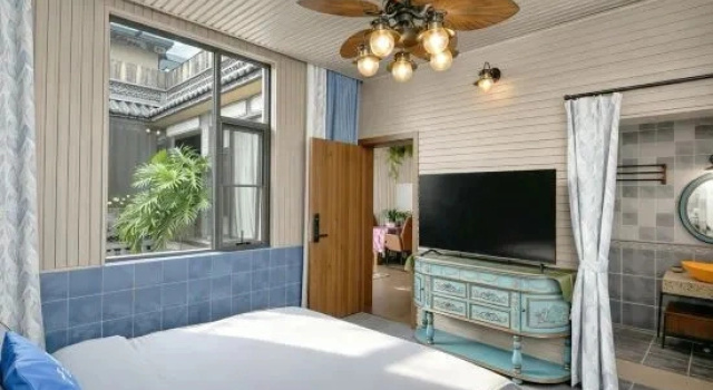 Люкс Sweet August · Boutique Hotel (Dali Erhai)
