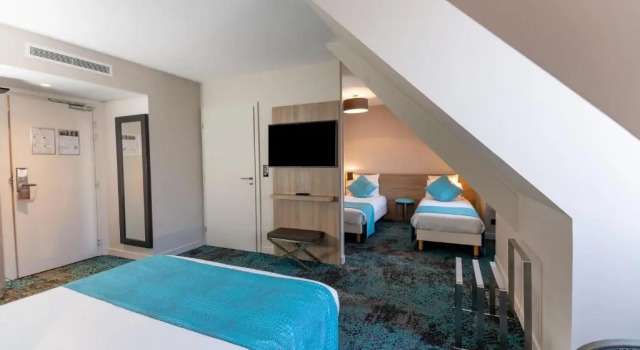 Четырёхместный номер Premium Hôtel Maison Turenne