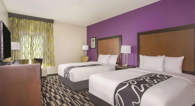 Четырёхместный номер Standard с видом на горы La Quinta by Wyndham Cedar City