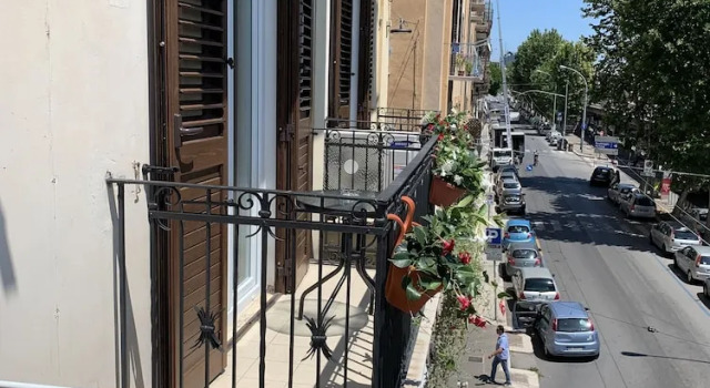 Номер Comfort DOMUS NIKOLAI ROOMS AND TERRACE-Central Bari