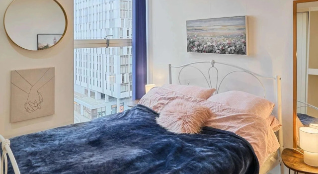Host Stay - Canal View Apartment, Prenota Appartamento Salford Manchester