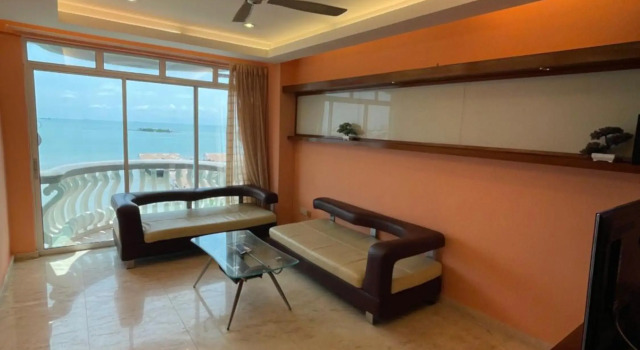 Glory Beach Resort Nice Seaview High Standard 3 Bedroom, Prenota Resort Hotel a Port Dickson con piscina, Piscina