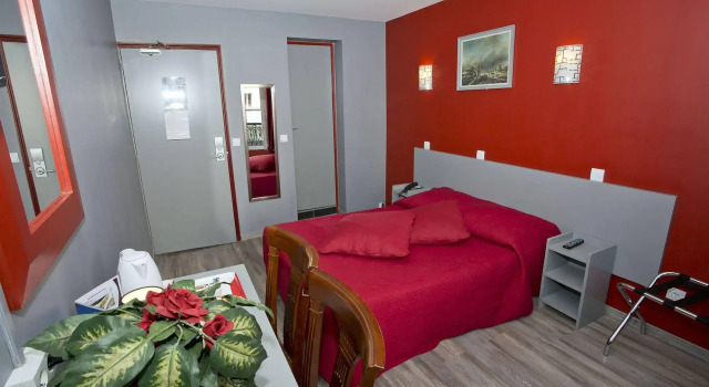 Hipotel Paris Voltaire Bastille