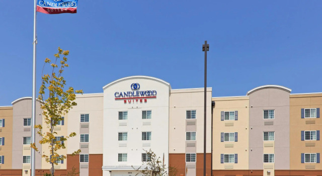 Candlewood Suites Watertown Fort Drum, an IHG Hotel, Buchen Sie Hotel Evans Mills New York State