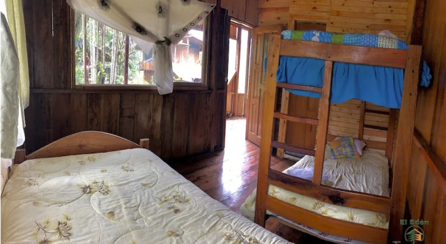 El Edén Treehouse, Rezervați Hotel Hoteluri în Mindo cu parcare, Parcare