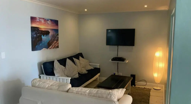 Sage at Whale Cove - Sea Facing Apartment, Забронировать Апартаменты/квартира Де-Келдерс Оверберг