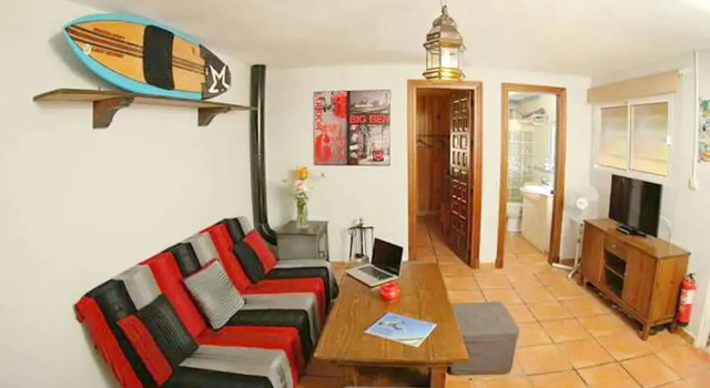 Bungalow With one Bedroom in Tarifa, With Wonderful Mountain View, Enclosed Garden and Wifi