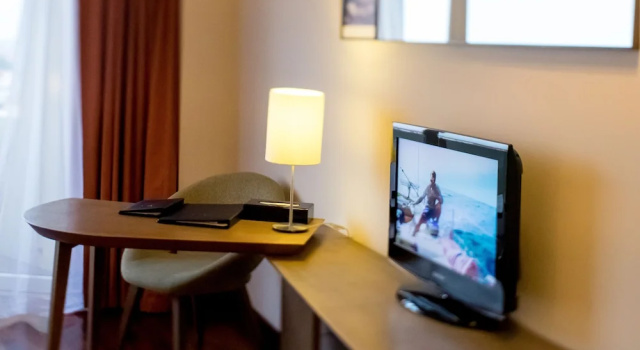 Двухместный номер Deluxe с балконом Muong Thanh Holiday Hue Hotel