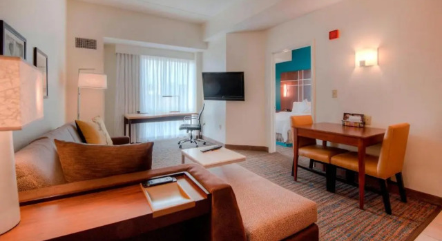 Люкс Residence Inn Charlotte Uptown