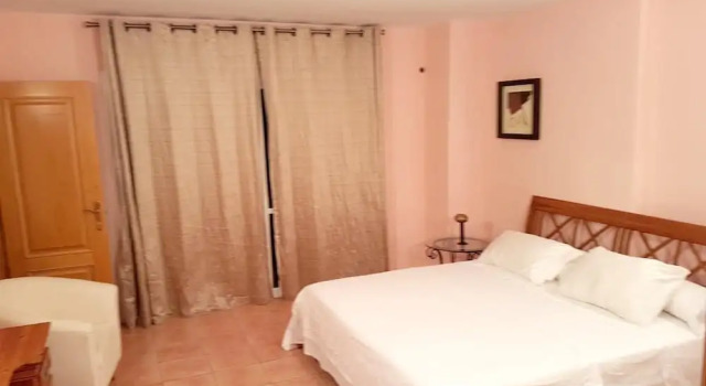 House With 4 Bedrooms in Benalmádena, With Wonderful sea View, Pool Ac, Забронировать Отель Отели Бенальмадена 3 звезды, рядом с Марипосарио-де-Бенальмадена, 3*
