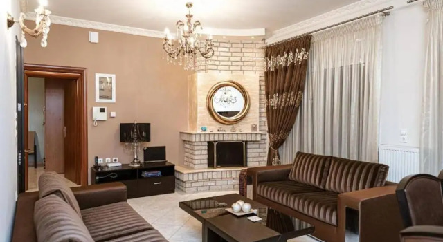 Vosinakis House in Volos, Rezerwuj Apartament Hotele w Pelion z parkingiem, Parking