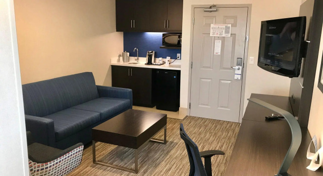 Люкс Holiday Inn Express & Suites Tracy by IHG