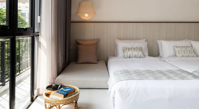 Трёхместный номер Friend Warm Window Silom