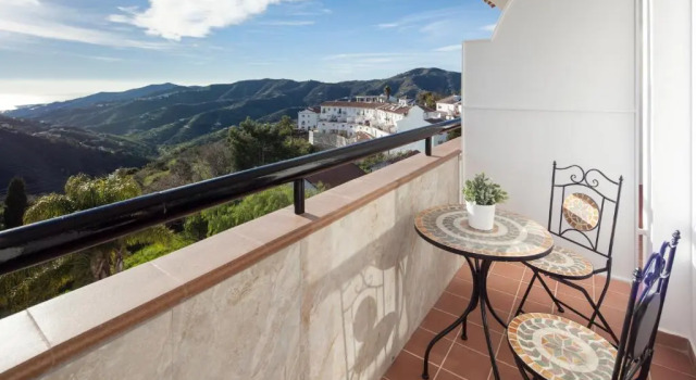 Номер Classic Hotel y Bungalows Balcón de Competa