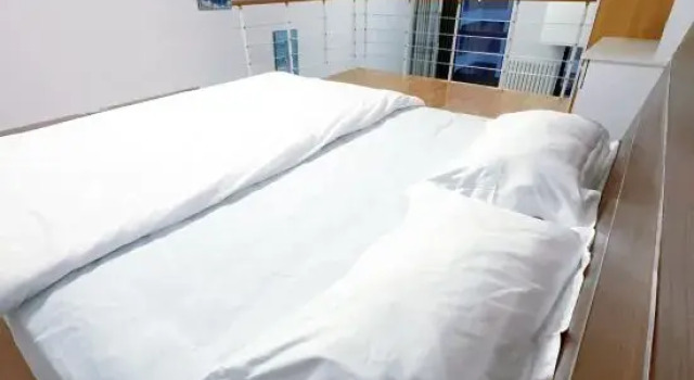 Yuni Homestay, Book Hotel Hoteller i Beijing Province med parkering, Parkering