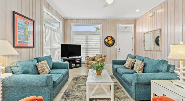 2305 S County Hwy - Cloud Nine