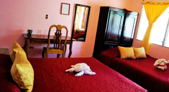Трёхместный номер Standard Hotel Kekoldi de Granada