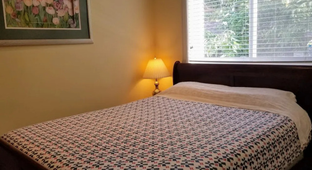 New House 2016 - Fuhowe Guesthouse, Buchen Sie Hotel Surrey 
