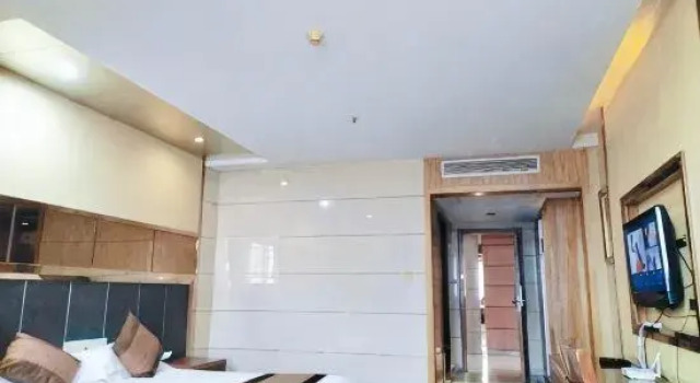 Люкс Business Anqing Tianyi Hotel