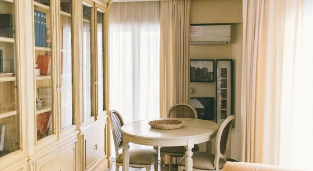 Bright apartment in the city center, Забронировать Апартаменты/квартира Отели Аликанте с парковкой, рядом с Arniches Theater, Парковка