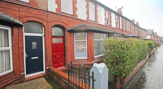 Panton Road - Modern Classic Terrace - Sleeps 12, Book Hotel Chester 
