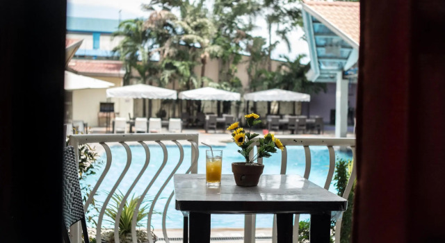 Номер Standard с балконом Angeles Palace Hotel