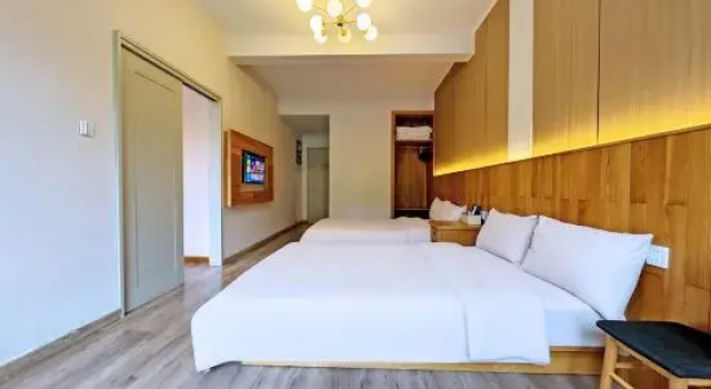 Семейный люкс Freetime Inn