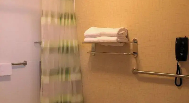 Четырёхместная студия SpringHill Suites Pigeon Forge