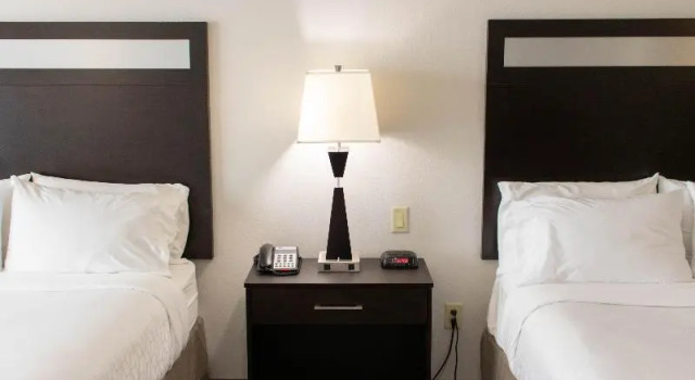 Holiday Inn Express & Suites Temple - Medical Center Area, Забронировать Отель Темпл штат Техас, рядом с Ralph Sr. and Sunny Wilson Home