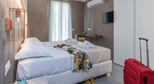 Isule Rooms & Breakfast, Book Hotel Hotels in Sicily with a Pool, Swimming Pool