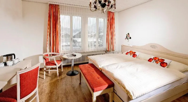 Четырёхместный номер Standard c 1 комнатой Hotel Beausite
