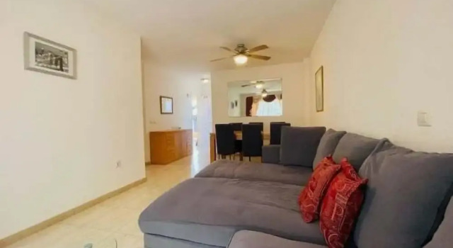Family Apartment 3BR Communal Pool Kids Park, Забронировать Апартаменты/квартира Апартаменты Адехе, Апартаменты/квартира