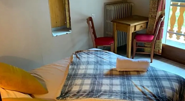 Трёхместный номер Standard с балконом и с видом на горы Hotel Le Concorde