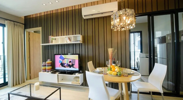Near Rama 9 Intersection Apartment