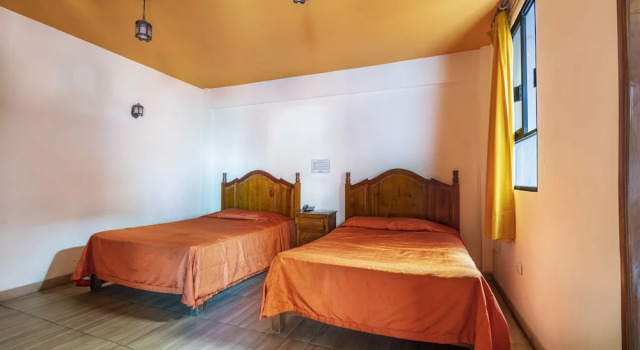 Двухместный номер Standard Mesón Real Hotel & Suites