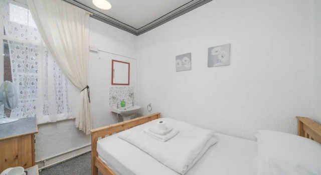 Номер Economy Deneside Guest House