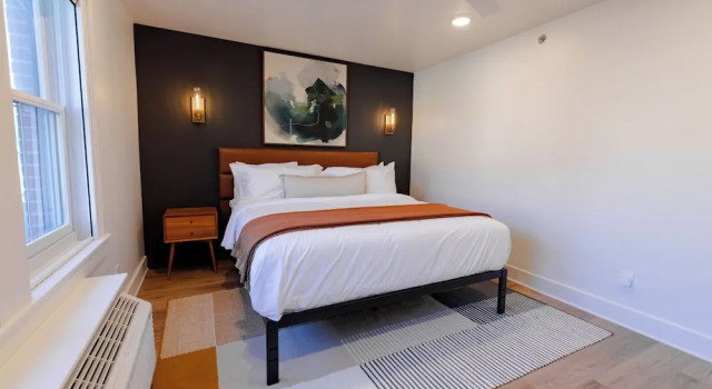 Номер Premium The 1850 Hotel