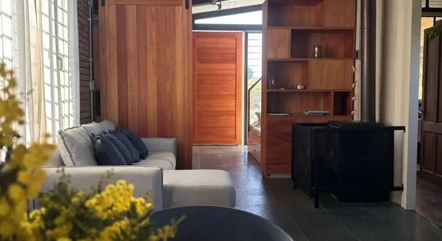 Коттедж Caliu Earthship Ecolodge