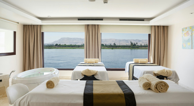 Hilton Luxor Resort & Spa