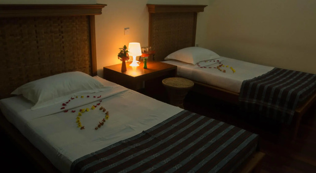 Номер Deluxe Golden Sunrise Hotel