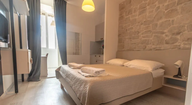 Люкс Studio Apartments - Pula city center