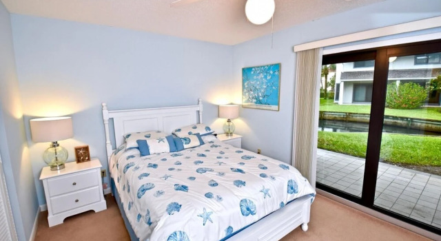 Sea Winds 64 - Renovated Sea Winds Condo Ocean Peek 1 Car Garage, Rezerwuj Apartament Hotele w Saint Augustine Area z parkingiem, Parking